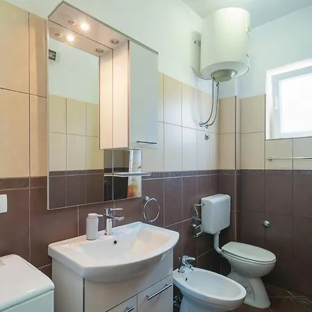 Apartman Neven Podgora Exterior photo