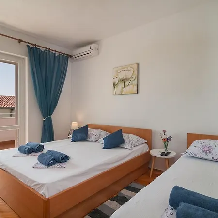 Apartman Neven Podgora Exterior photo