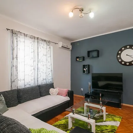Apartman Neven Podgora Exterior photo